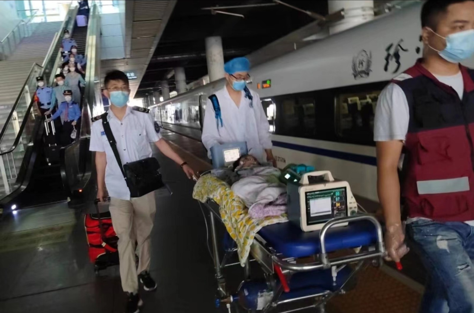 私人高铁转运公司